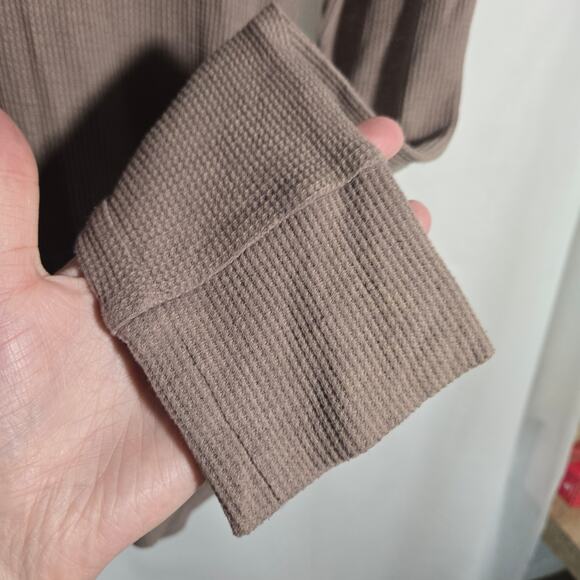 Daytrip Tan Embellished Shirt Thin Y2K Bling Studded Emo Preppy Glam Medium Gold - Picture 5 of 6